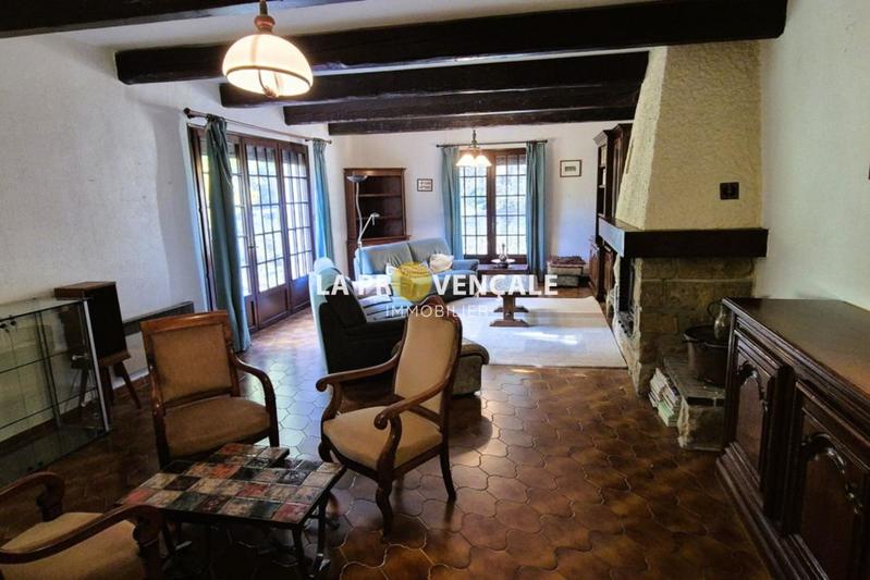 Villa - 210 m² - 7 pièces