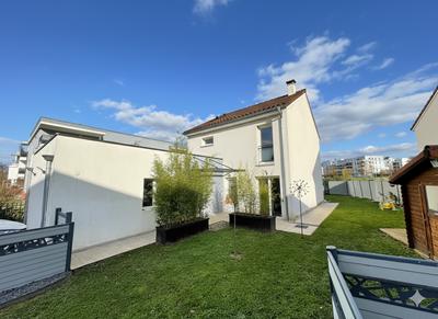Maison - 131 m² - 5 pièces