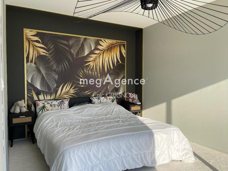 Maison - 245 m² - 6 pièces