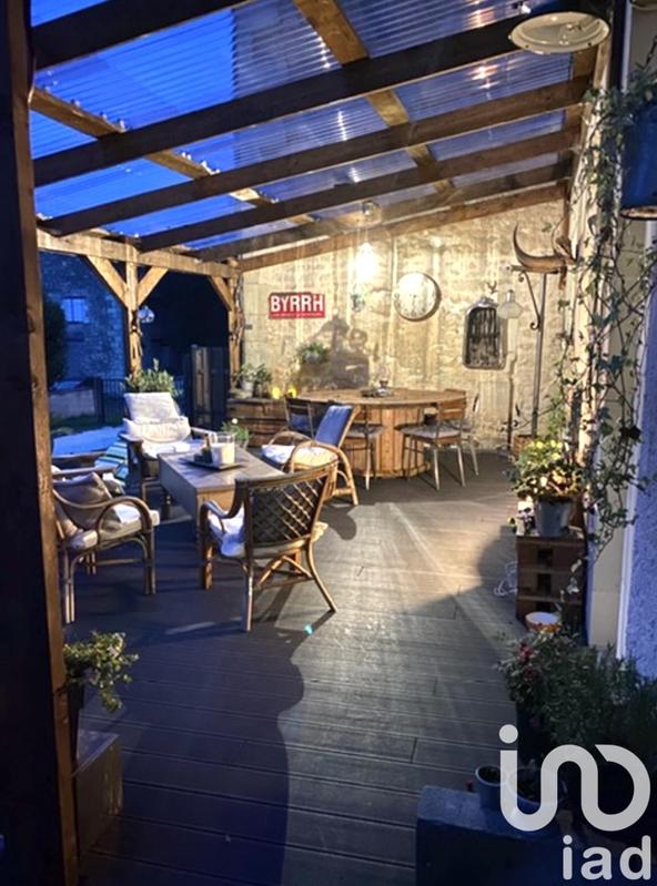 Maison - 229 m² - 10 pièces