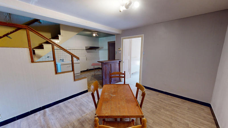 Maison - 172 m² - 10 pièces