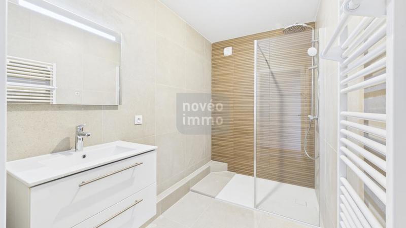 Appartement - 96 m² - 4 pièces