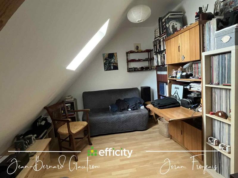 Maison - 135 m² - 8 pièces