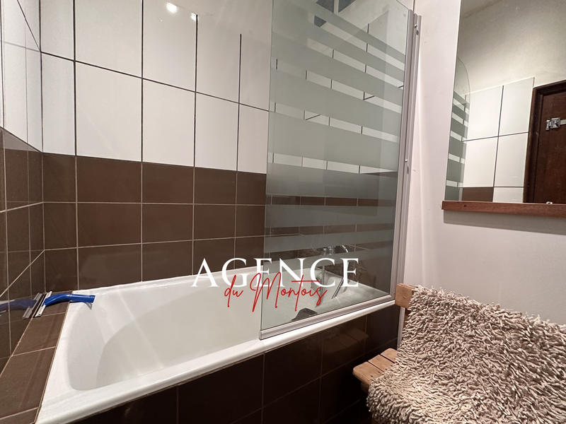 Maison - 141 m² - 4 pièces