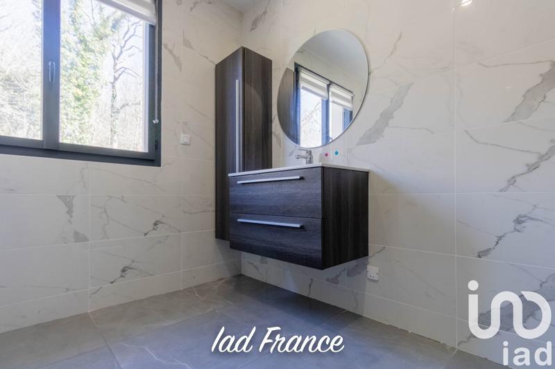 Maison - 142 m² - 6 pièces