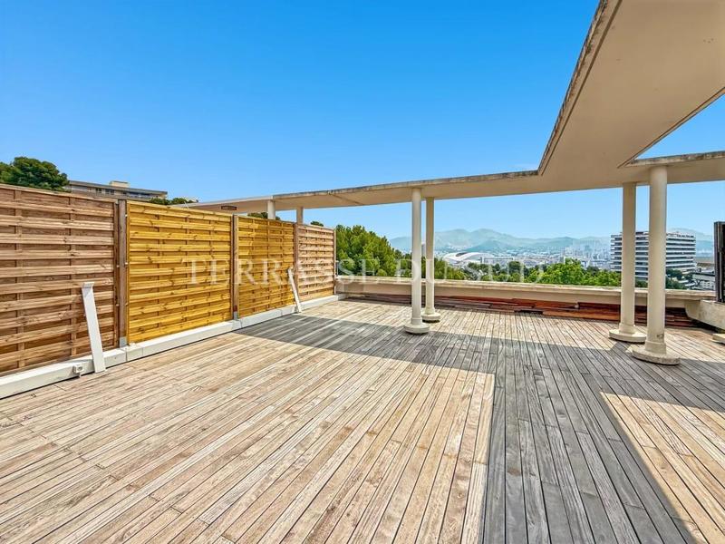 Appartement - 87 m² - 3 pièces