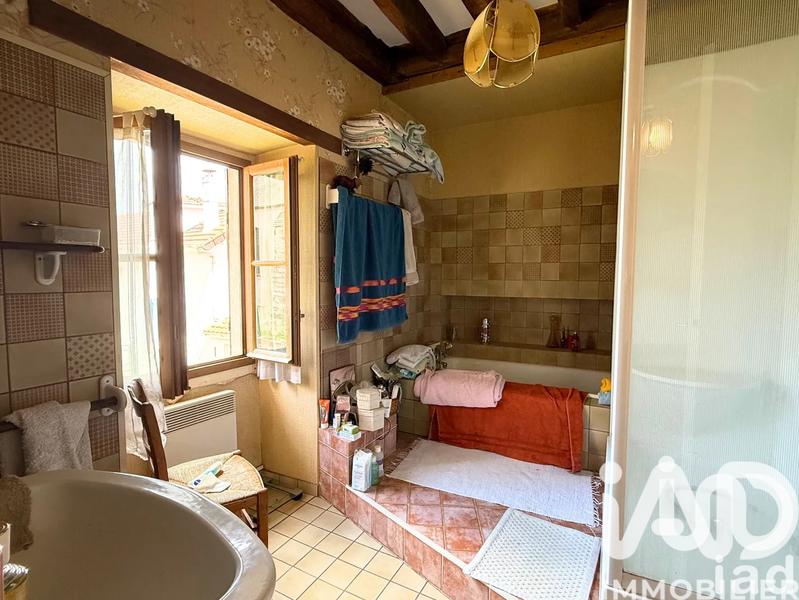 Maison de village - 300 m² - 5 pièces