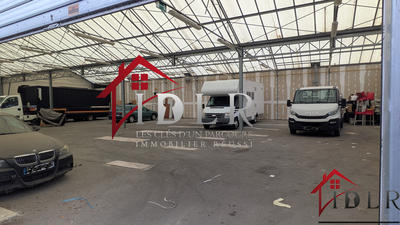 Local commercial - 1 500 m²