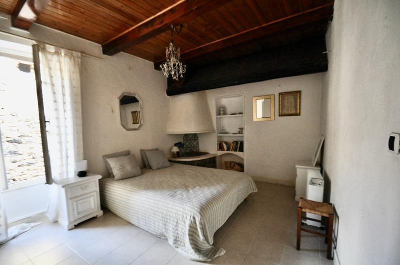 Maison en pierre - 110 m² - 6 pièces