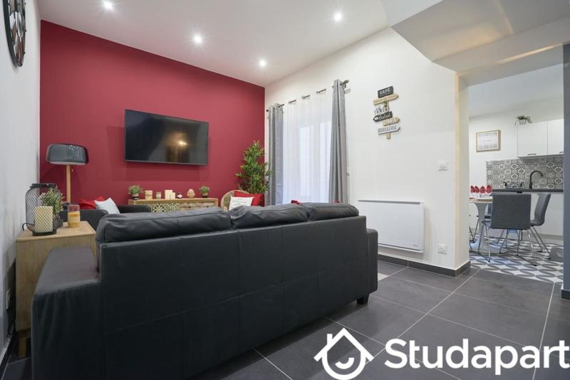 Chambre - 13 m² - 1 pièce