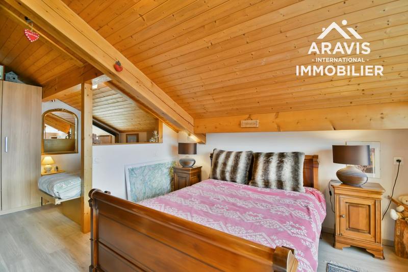 Propriété - 215 m² - 6 pièces