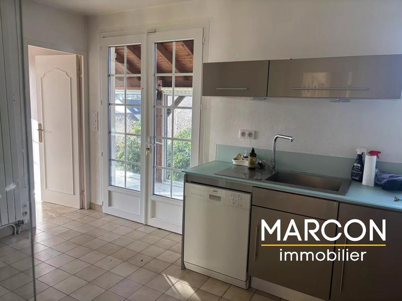 Propriété - 277 m² - 12 pièces