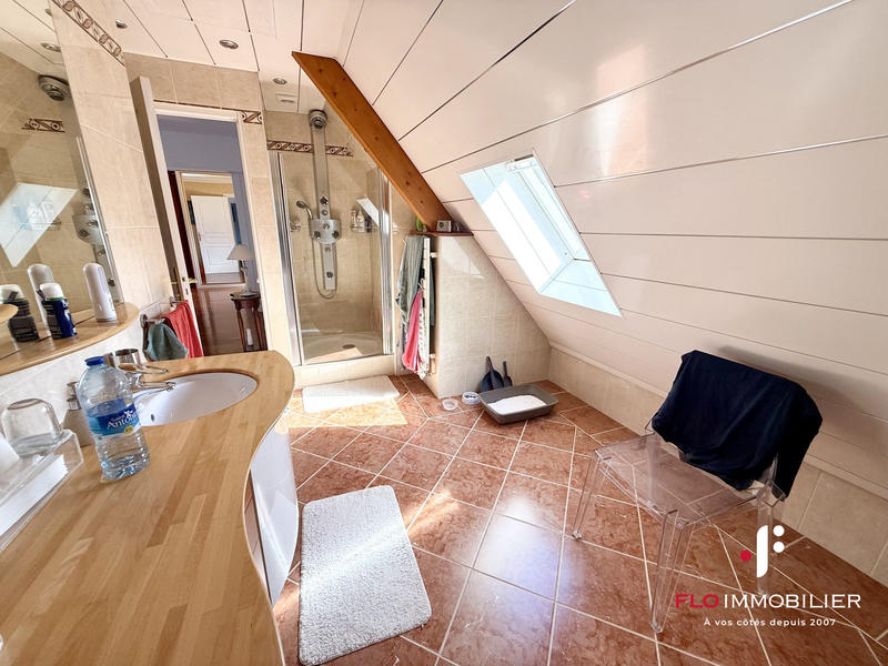 Maison - 140 m² - 7 pièces