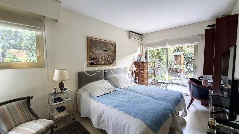 Appartement - 100 m² - 4 pièces