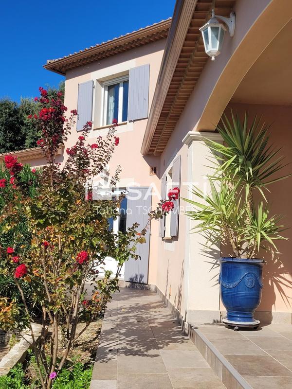 Maison - 142 m² - 4 pièces