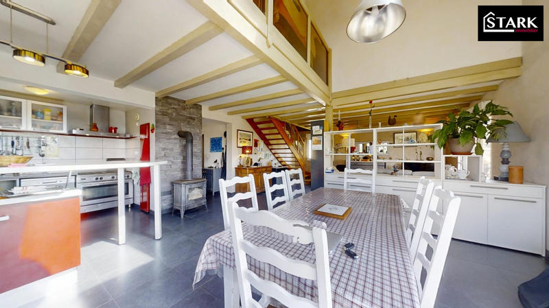 Maison contemporaine - 146 m² - 4 pièces