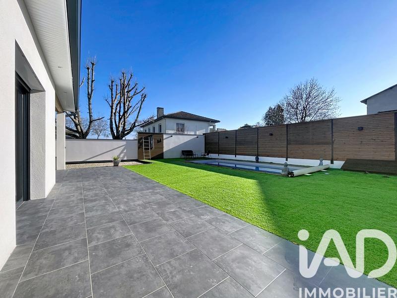 Maison - 162 m² - 6 pièces