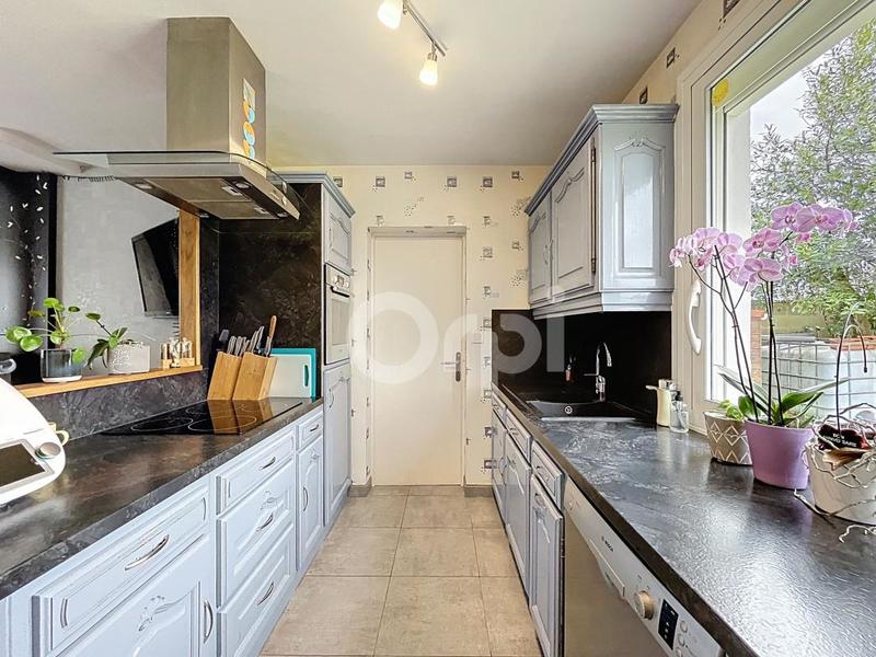 Maison - 88 m² - 5 pièces