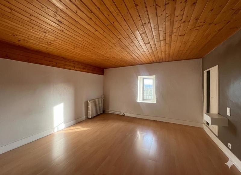 Maison - 97 m² - 3 pièces