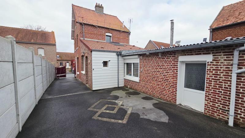 Maison - 108 m² - 6 pièces