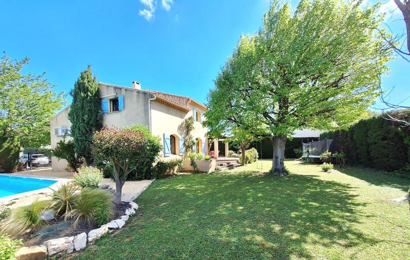 Villa - 150 m² - 5 pièces