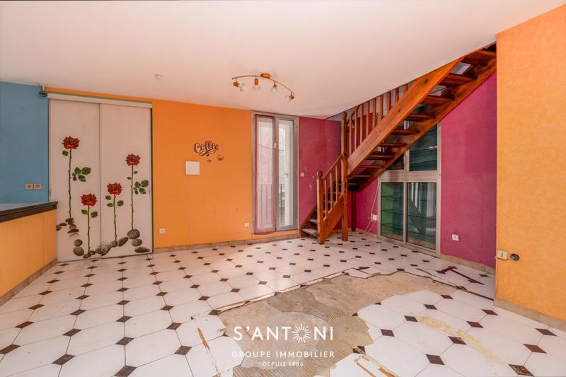 Appartement - 89 m² - 5 pièces