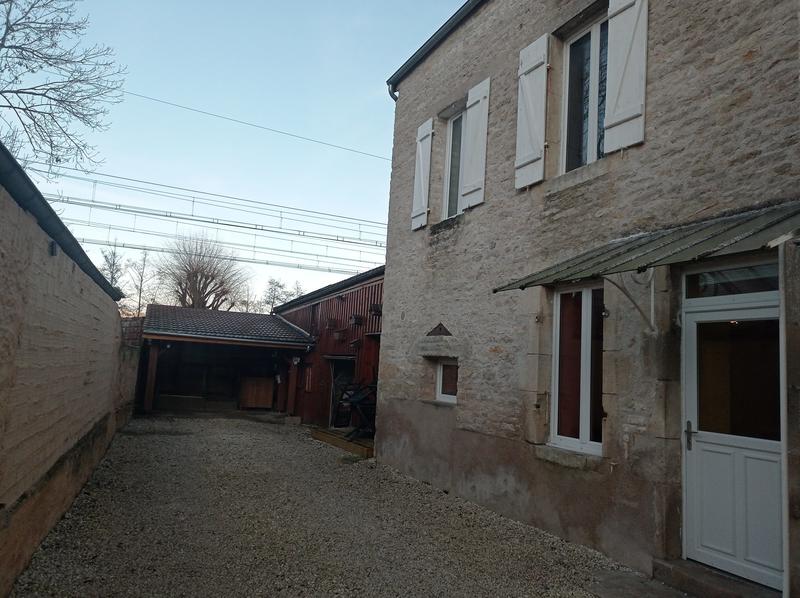 Maison ancienne - 95 m² - 5 pièces