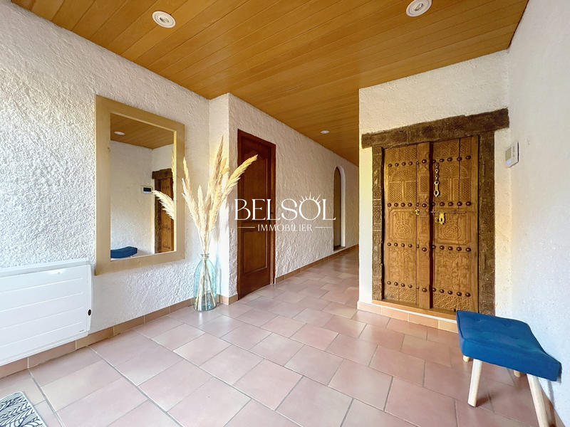 Mas - 295 m² - 10 pièces