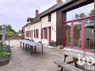 Maison - 245 m² - 8 pièces