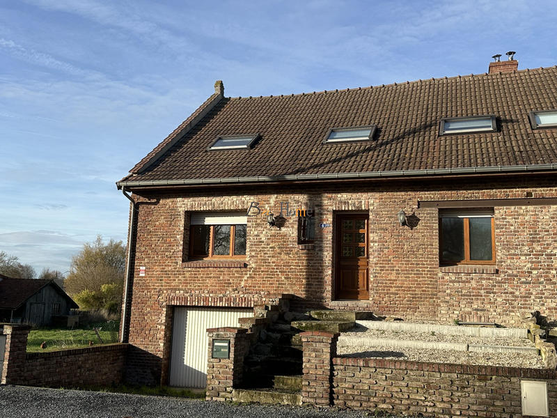 Maison - 121 m² - 5 pièces