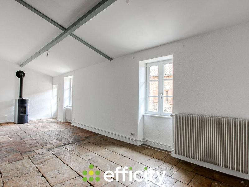 Maison - 300 m² - 20 pièces