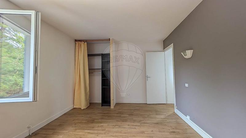 Maison - 111 m² - 5 pièces