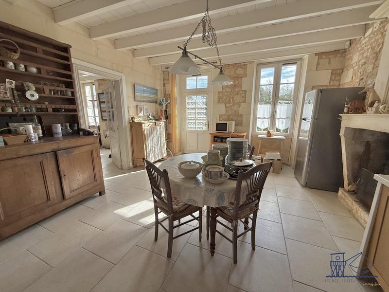 Maison ancienne - 117 m² - 4 pièces