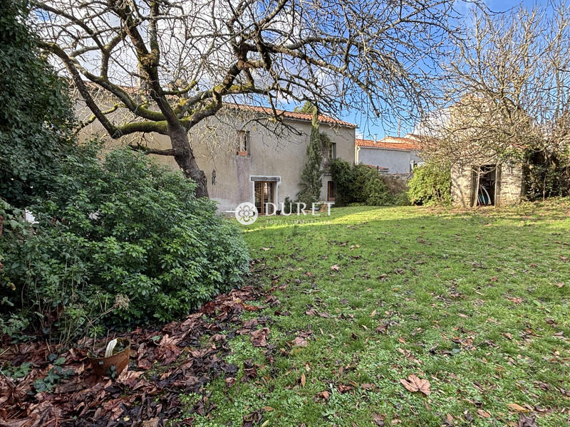 Maison ancienne - 202 m² - 7 pièces