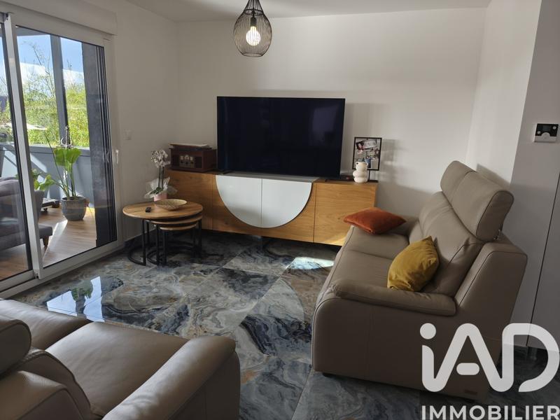 Maison - 205 m² - 7 pièces