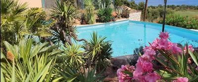 Demeure - 340 m² - 10 pièces