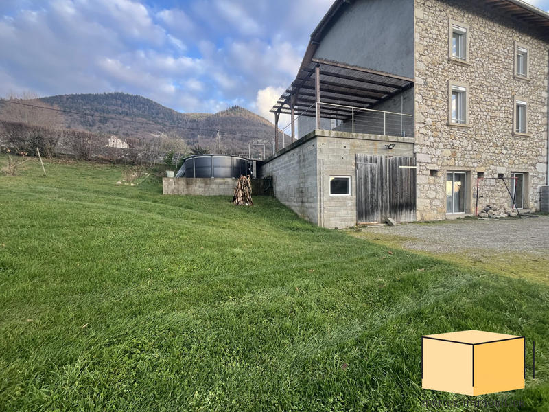 Maison ancienne - 164 m² - 6 pièces