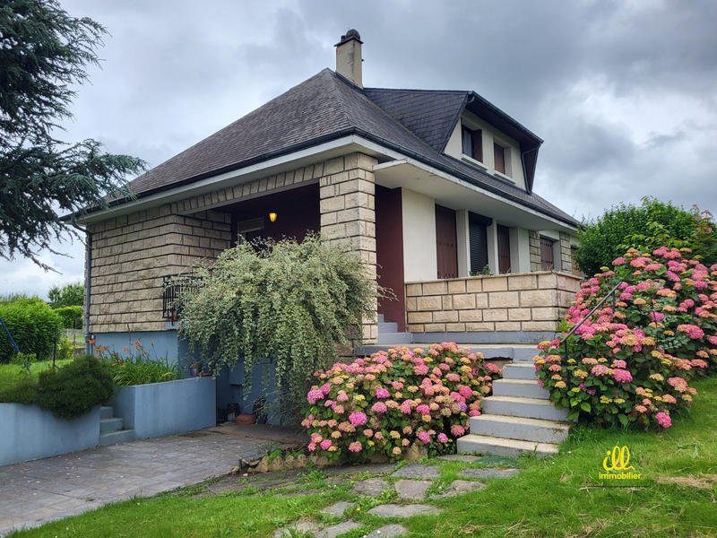 Maison - 140 m² - 6 pièces