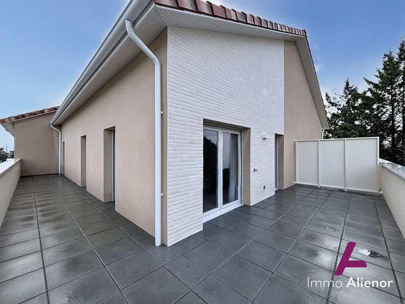 Duplex - 99 m² - 5 pièces