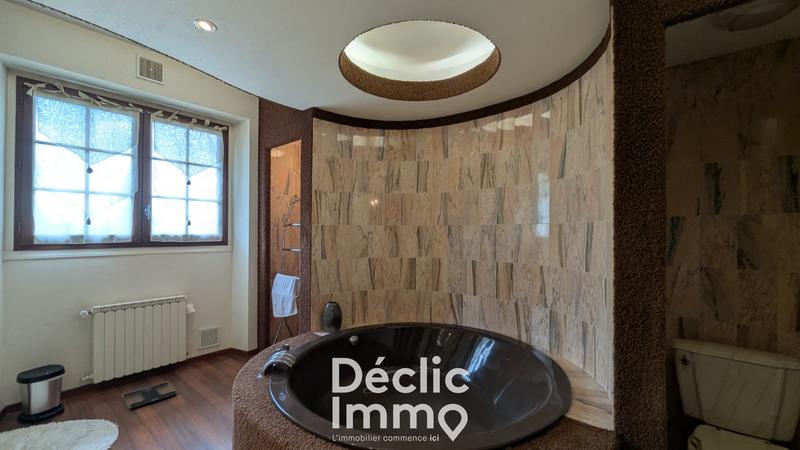 Viager - Villa - 424 m² - 10 pièces