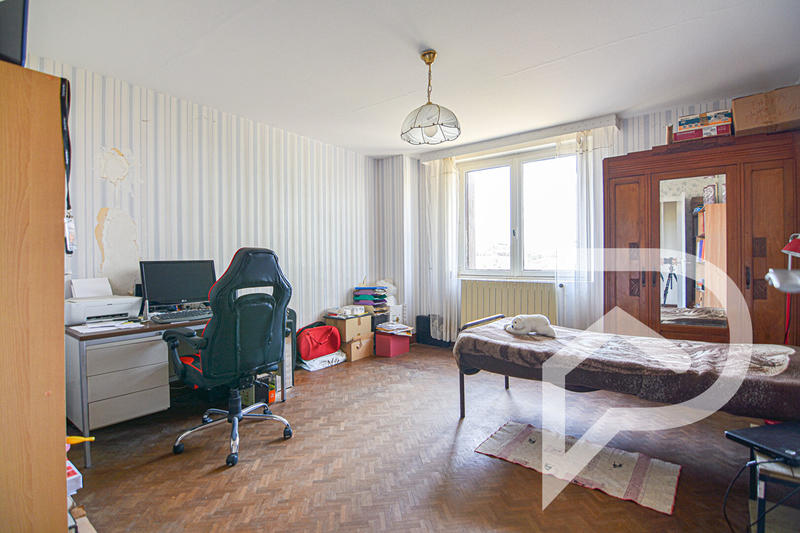 Maison - 184 m² - 6 pièces