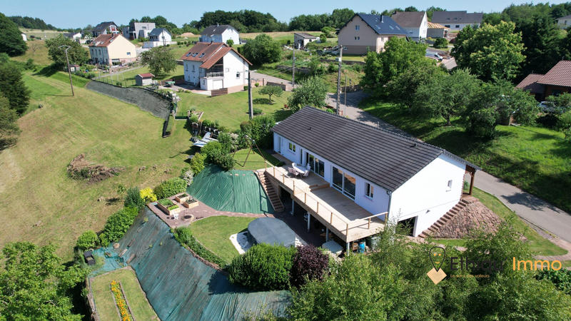 Maison - 132 m² - 6 pièces