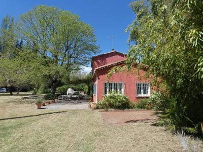 Villa - 305 m² - 9 pièces