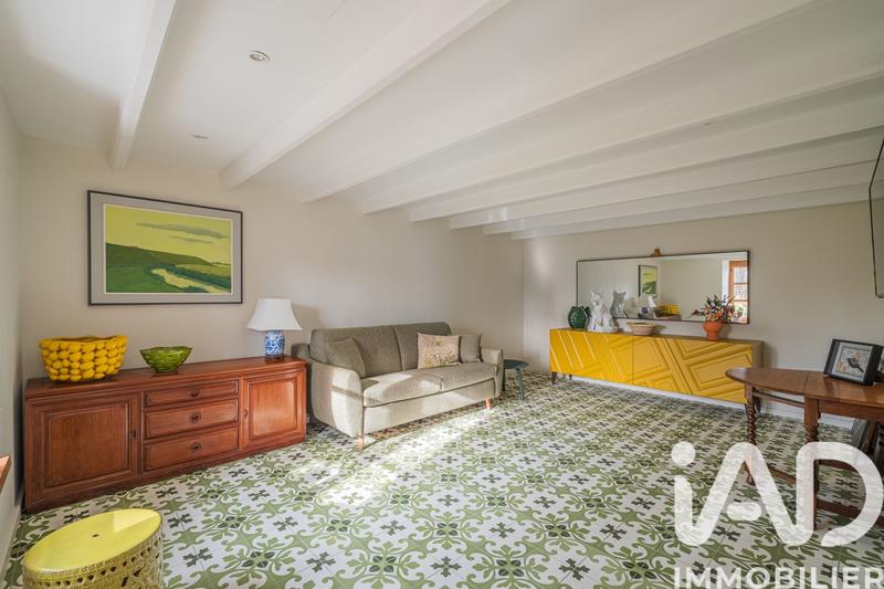 Maison - 254 m² - 7 pièces