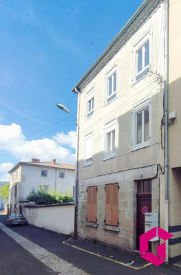 Maison - 150 m² - 9 pièces