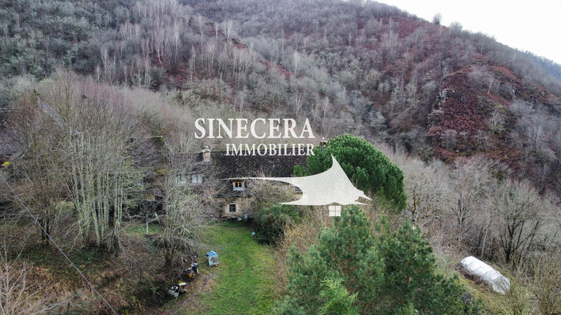 Maison - 230 m² - 5 pièces