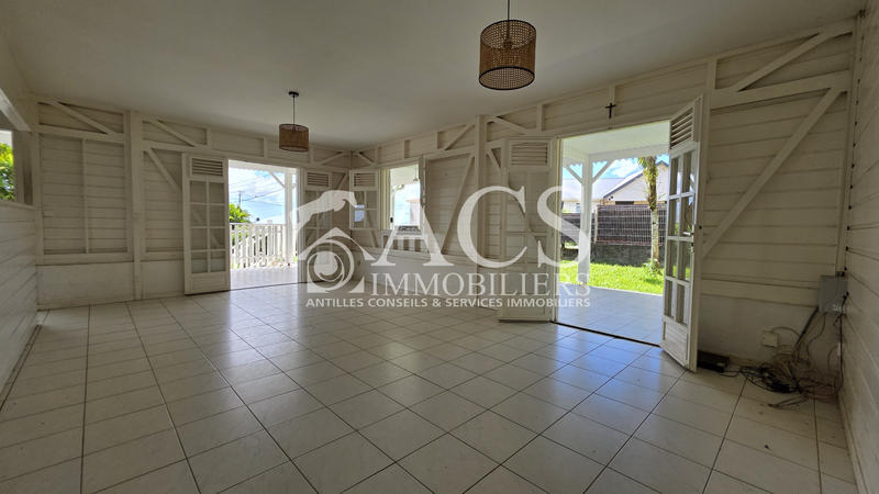 Maison - 102 m² - 5 pièces