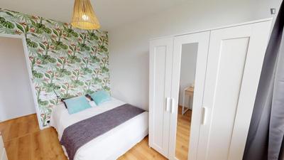 Chambre - 9 m² - 5 pièces