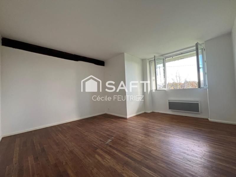 Maison - 270 m² - 8 pièces