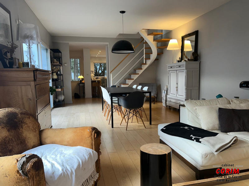 Maison contemporaine - 130 m² - 5 pièces